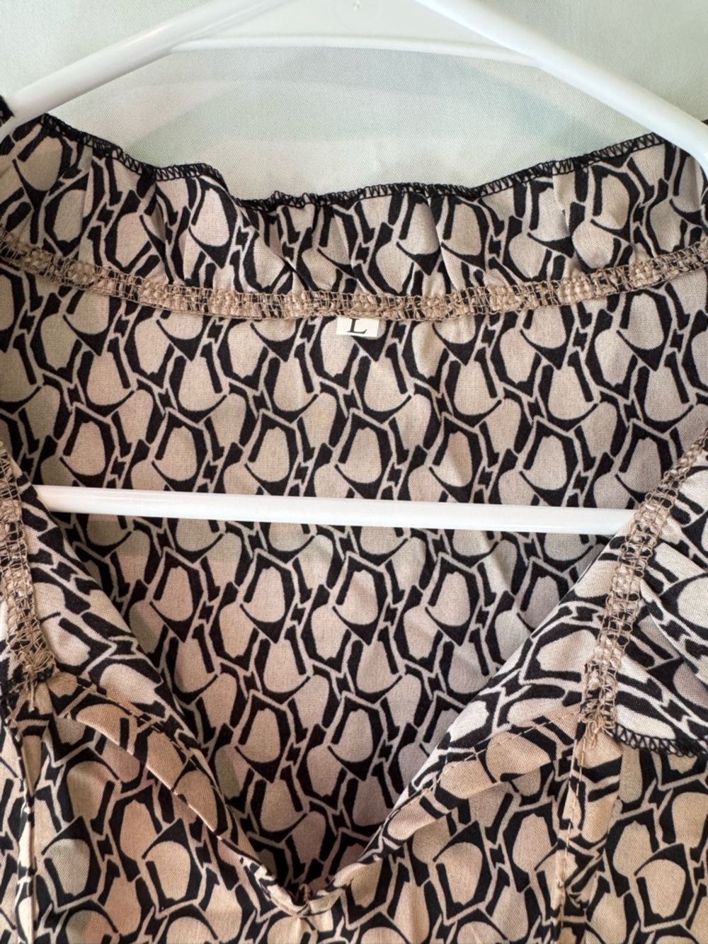 Women's Large Brown Printed Lightweight Long-Sleeve Ruffle Dress - Picture 3 of 9